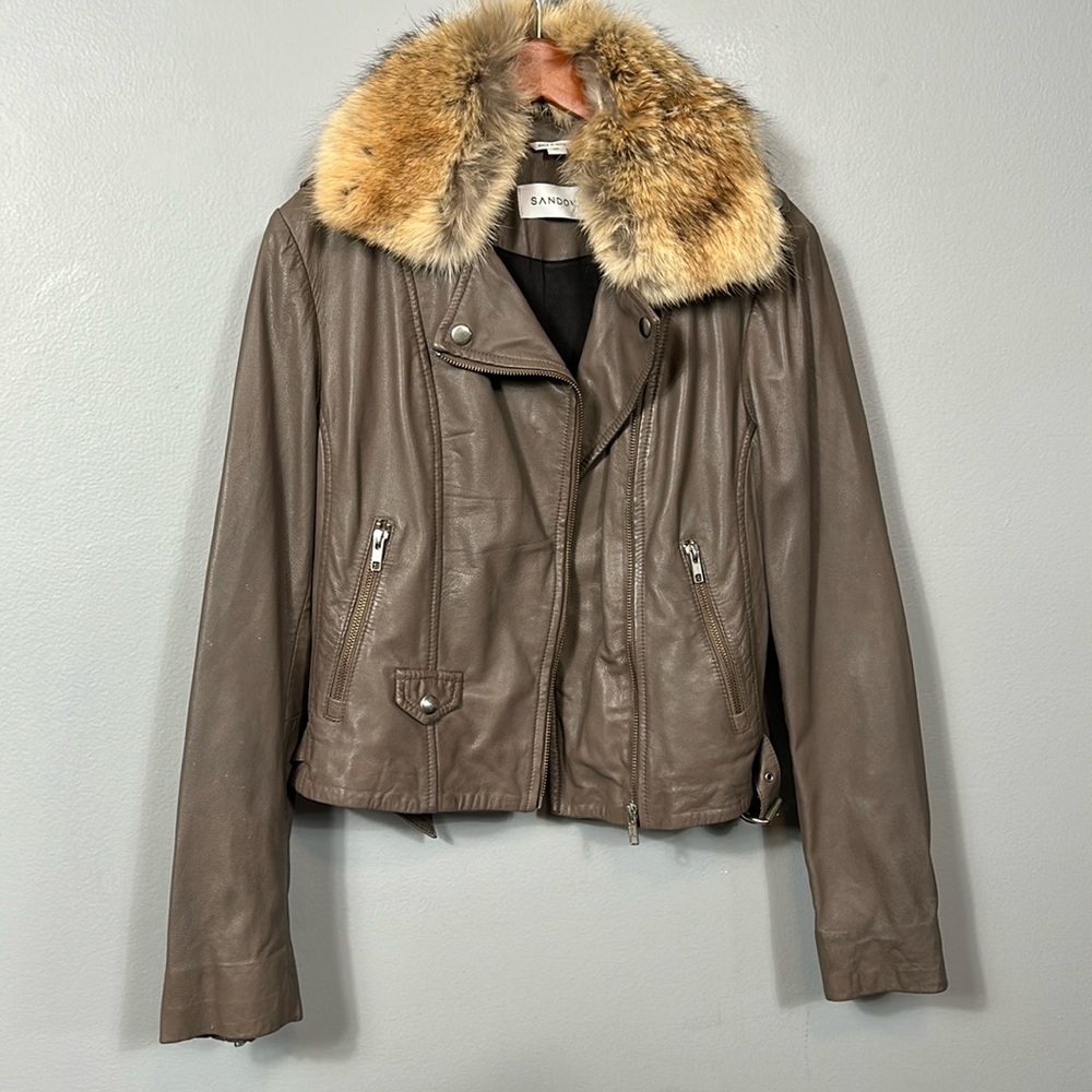 Sandova Beige Leather Moto Biker Jacket with Coyote Fur zipper pockets